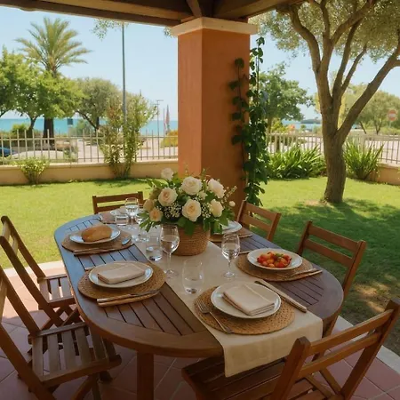 فيلة Stella Fronte Mare Porto Frailis